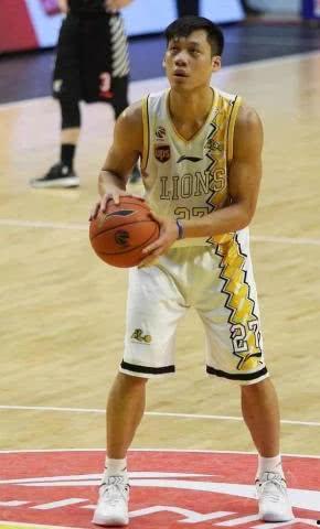 国产后卫外援视频,激情四溢的球场瞬间