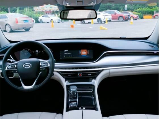 国产广汽传祺试驾视频,驾驭激情，尽享科技魅力